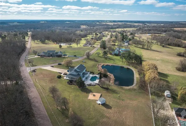$739,000 | 10605 Larson Lane, Rolla, MO 65401