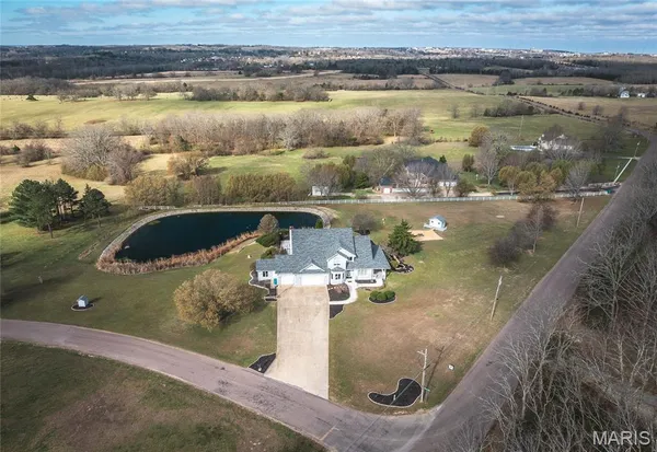 $739,000 | 10605 Larson Lane, Rolla, MO 65401