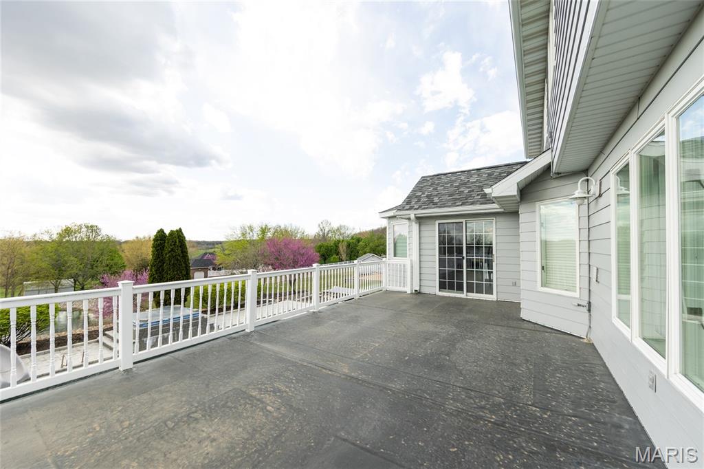 10605 Larson Lane Rolla, MO 65401 - Photo 15 of 98