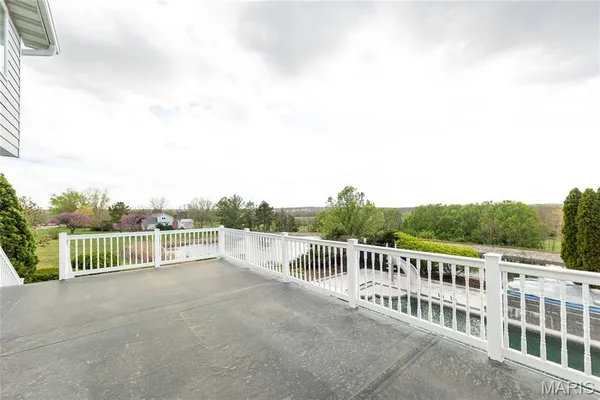 $739,000 | 10605 Larson Lane, Rolla, MO 65401