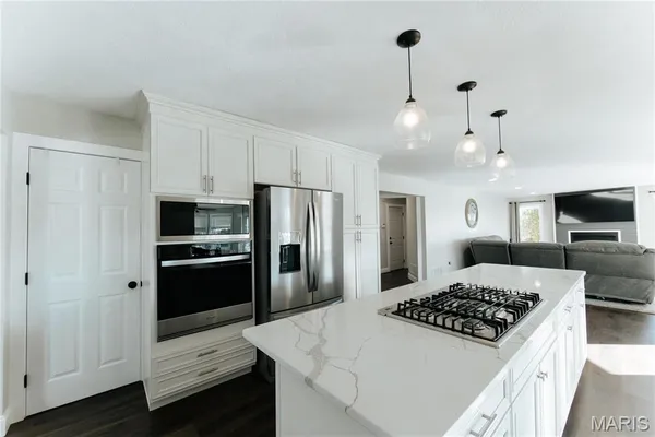 $739,000 | 10605 Larson Lane, Rolla, MO 65401