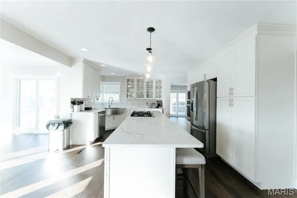 $739,000 | 10605 Larson Lane, Rolla, MO 65401