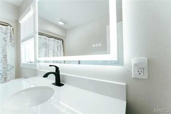 $739,000 | 10605 Larson Lane, Rolla, MO 65401