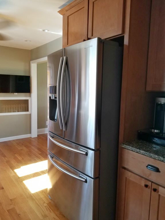 22 Maplewood Road Worcester, MA 01602 - Photo 3 of 23