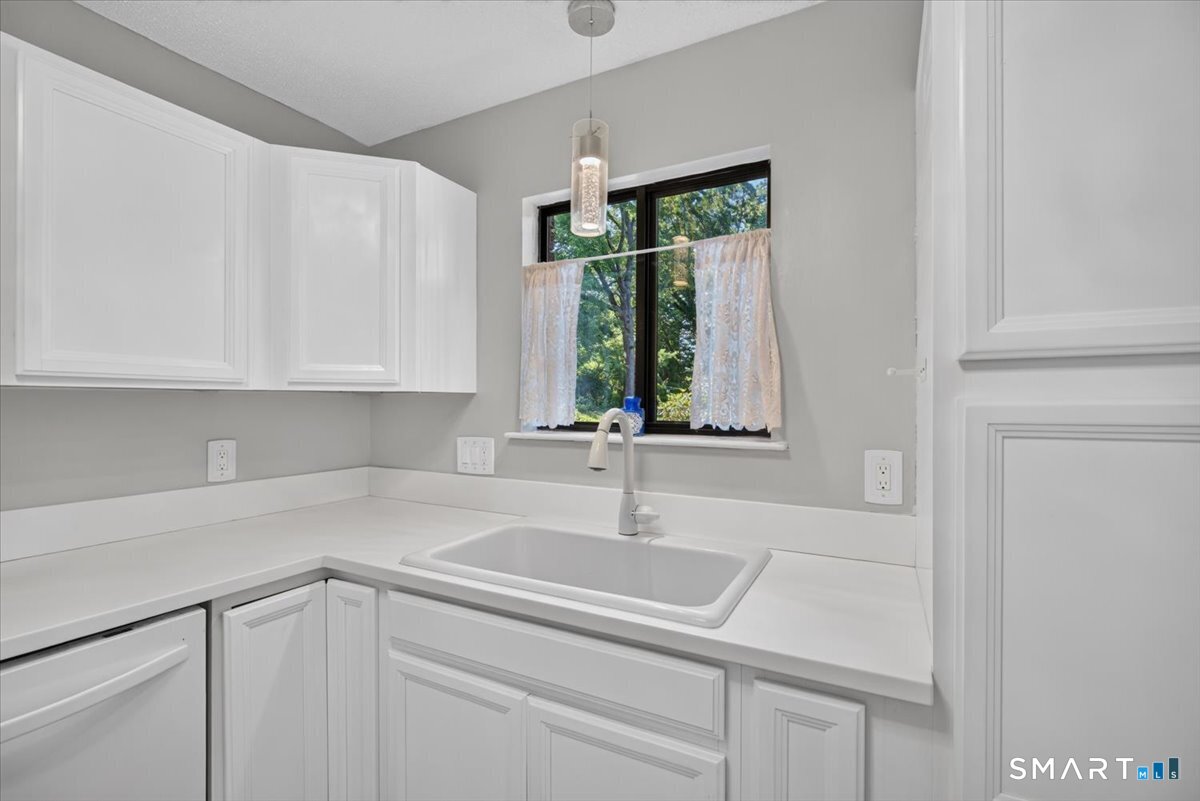 550 Darling Street, Unit 5H Southington, CT 06489 - Photo 9 of 21
