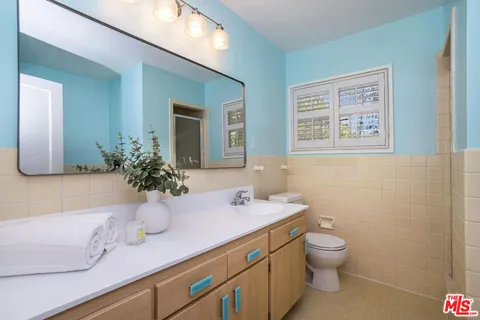 $789,000 | 5383 Village, Los Angeles, CA 90016