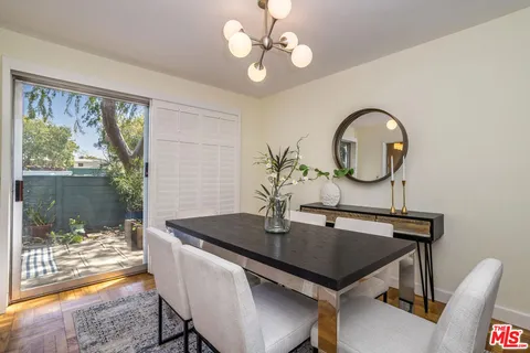 $789,000 | 5383 Village, Los Angeles, CA 90016