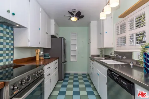 $789,000 | 5383 Village, Los Angeles, CA 90016