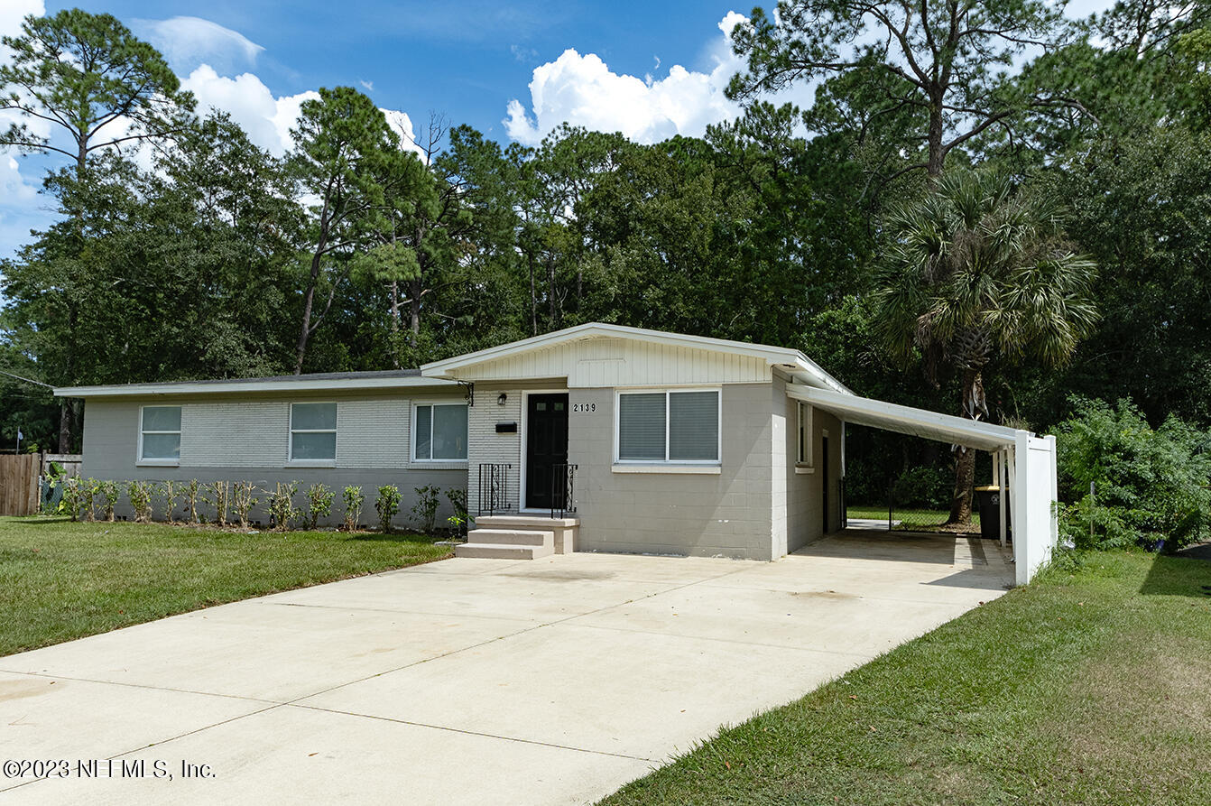 2139 E Road Jacksonville, FL 32216 - Photo 1 of 40 2139 East Rd - 01