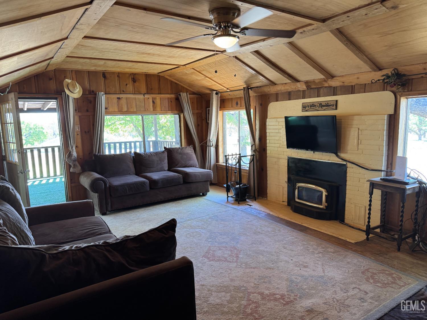 Undisclosed Address Tehachapi, CA 93561 - Photo 8 of 19