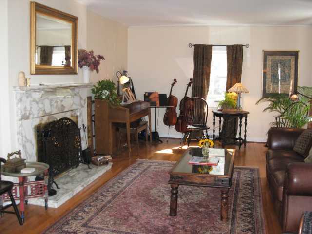 2744 Bexley Park Road Columbus, OH 43209 - Photo 2 of 18