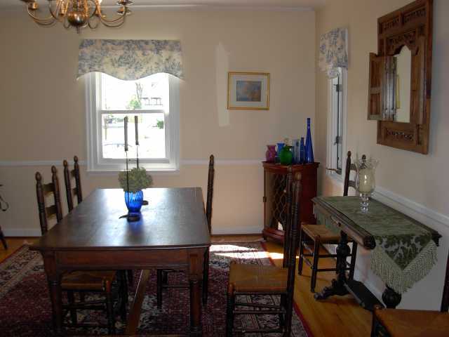 2744 Bexley Park Road Columbus, OH 43209 - Photo 3 of 18