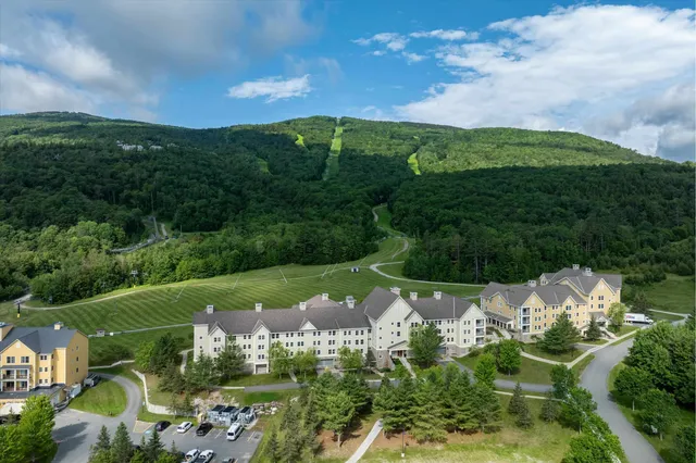 $69,000 | 416 Qtr I Jackson Gore Inn, Ludlow, VT 05149