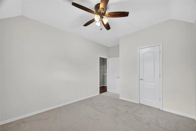 a view of empty room with window