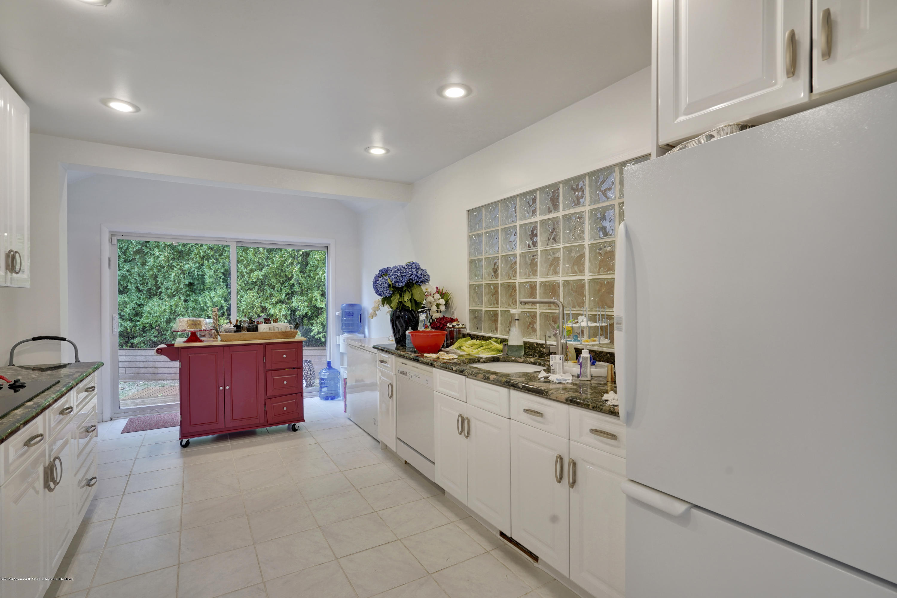 2 Pleasant Place Deal, NJ 07723 - Photo 13 of 26 mjb00041-mjb00045