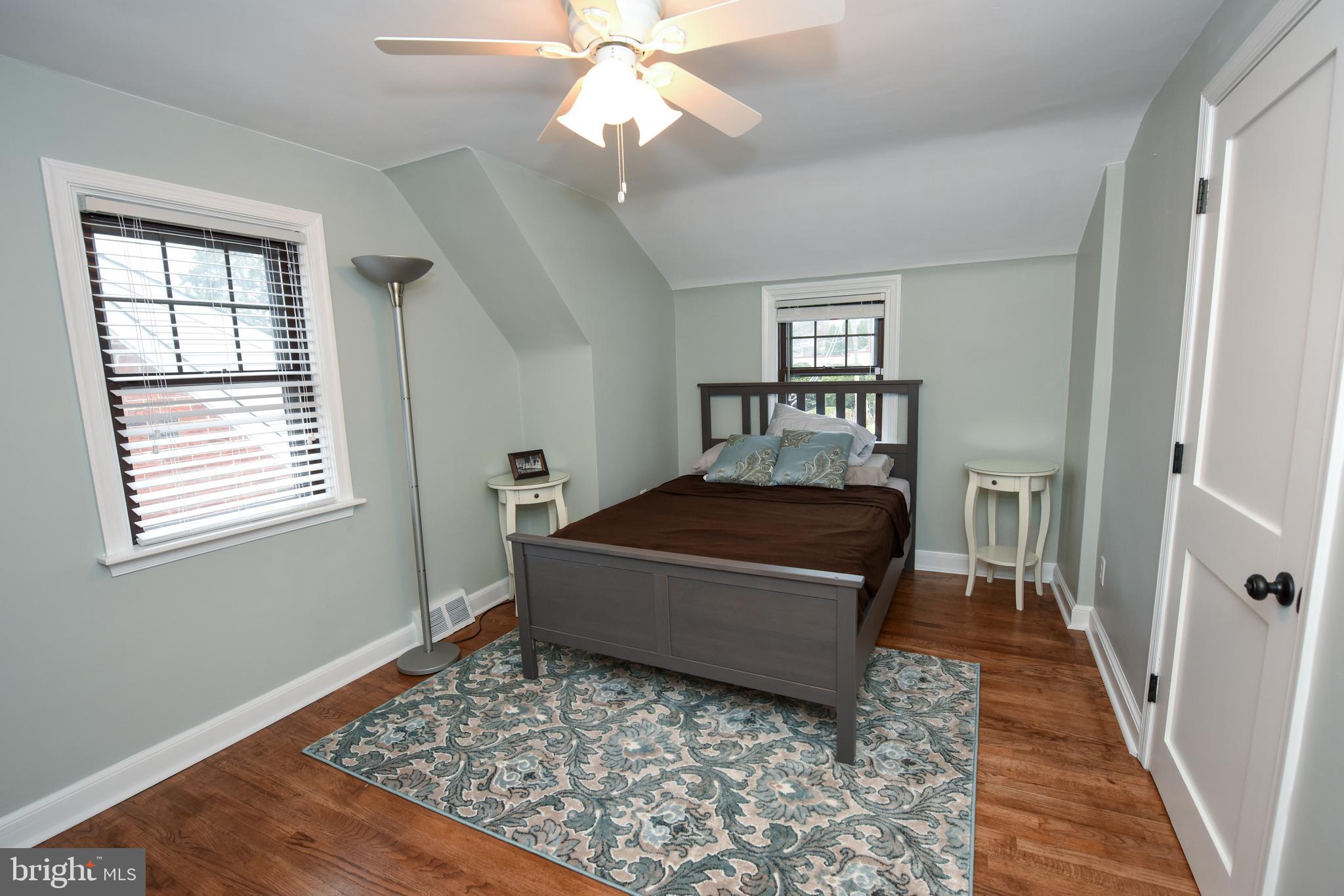 8052 Pine Road Philadelphia, PA 19111 - Photo 22 of 31 Gallery Image 22