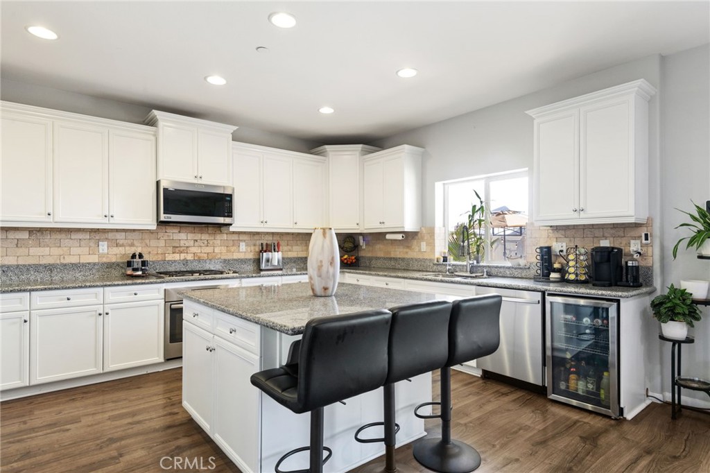 31769 Rouge Lane Menifee, CA 92584 - Photo 9 of 44