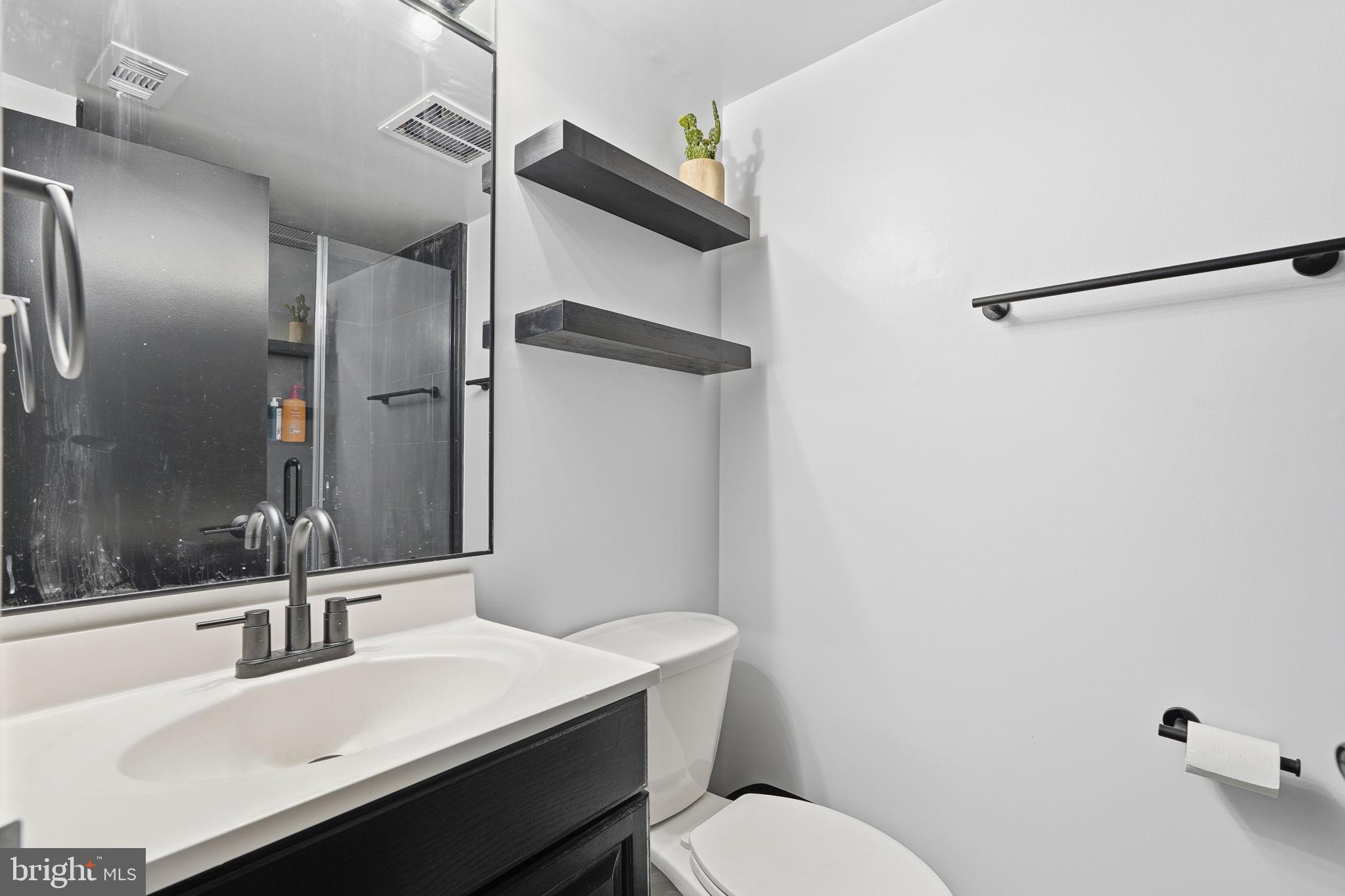 11647 Stoneview Square, Unit 88/2B Reston, VA 20191 - Photo 18 of 25