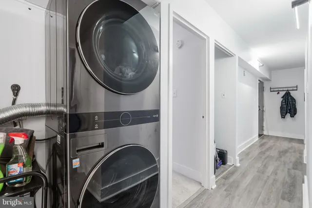 a close view of utility and utility room