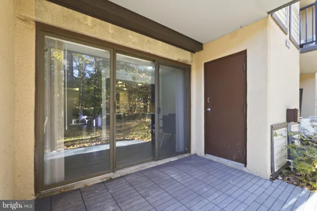 a view of an entryway of a house