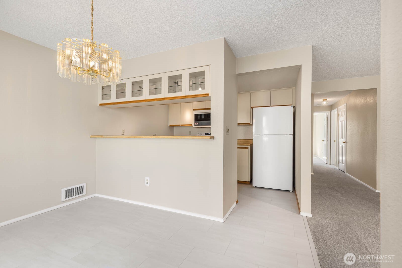 820 Cady Road, Unit F105 Everett, WA 98203 - Photo 8 of 26