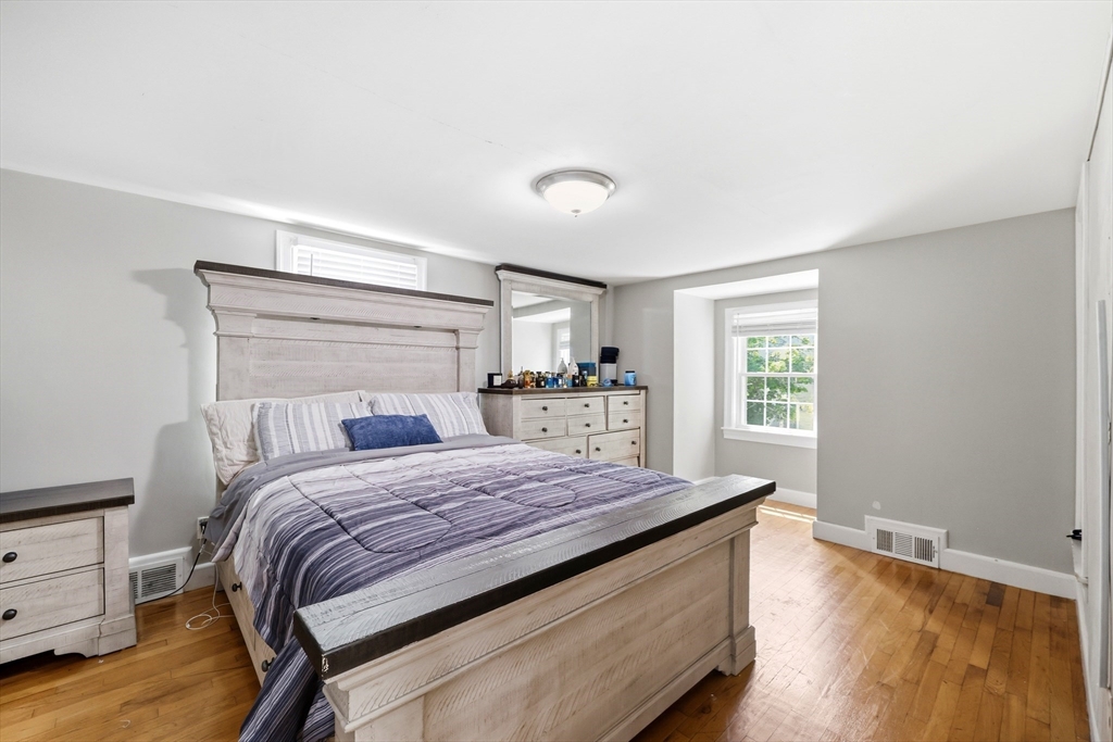 15 Lucerne Road Springfield, MA 01119 - Photo 13 of 22