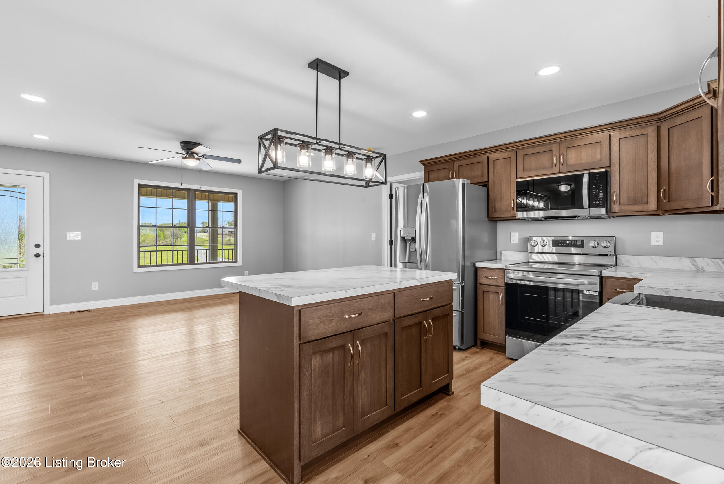 2204 Holy Cross Road New Haven, KY 40051 - Photo 9 of 52 dsc08061