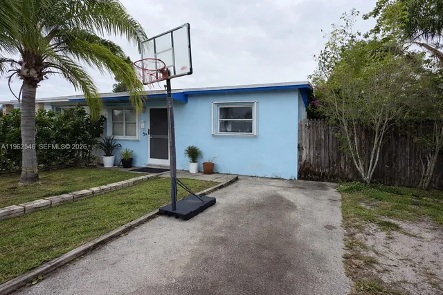 $420,550 | 3522 Northwest 193rd Street, Miami Gardens, FL 33056