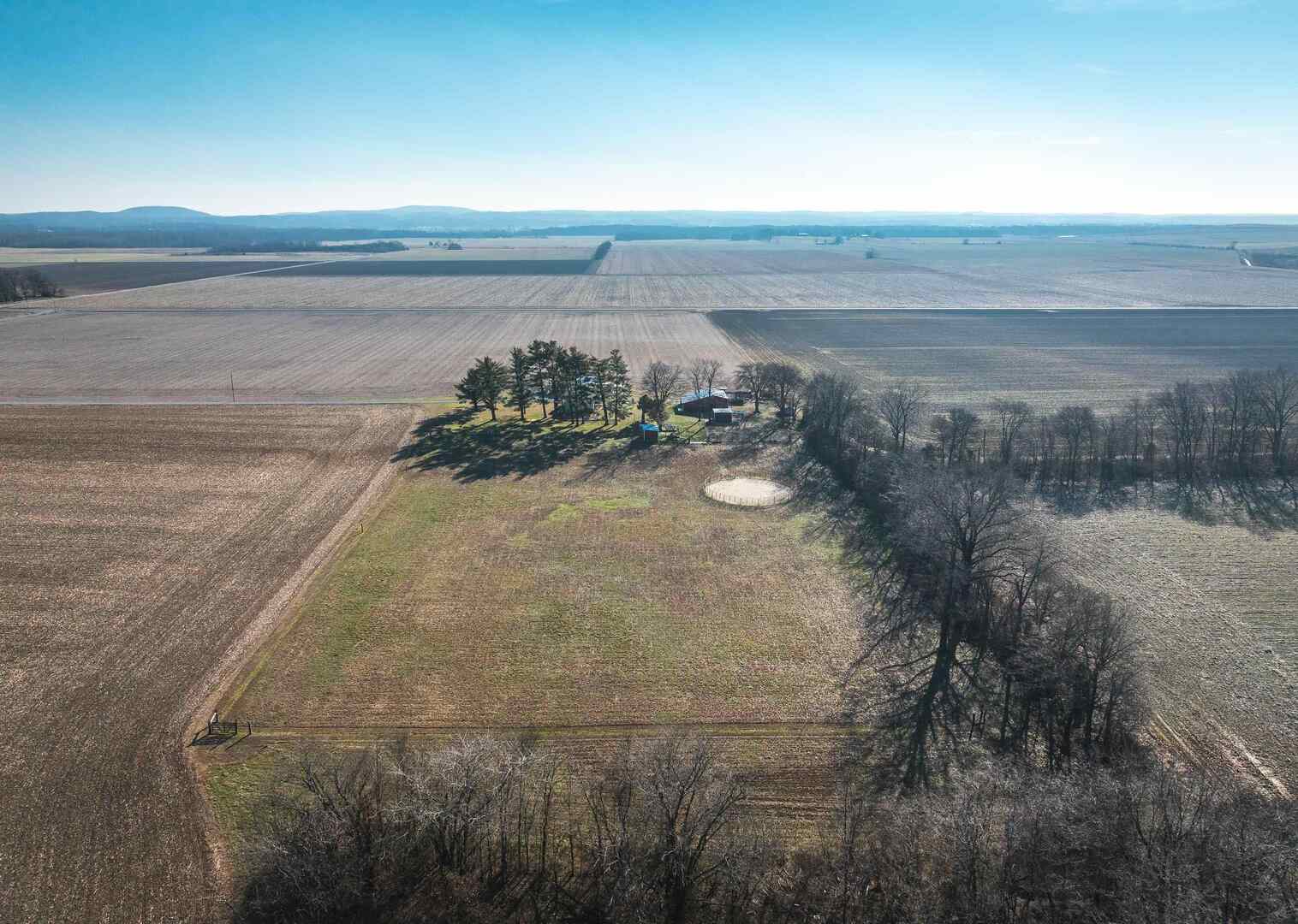 1740 Brier Creek Road, Unit 1 Harrisburg, IL 62946 - Photo 51 of 52 a view of an ocean beach