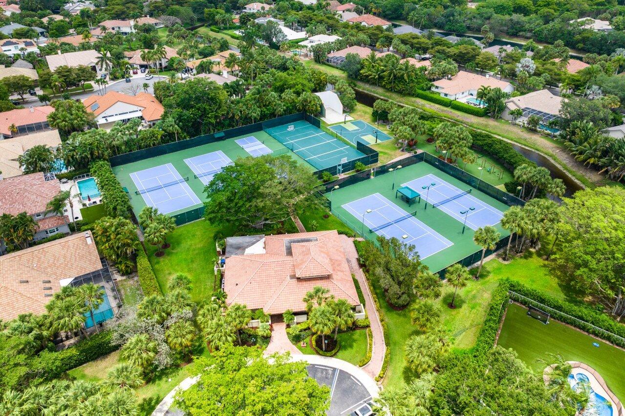 1305 Parkside Circle South Boca Raton, FL 33486 - Photo 50 of 63 Community Space