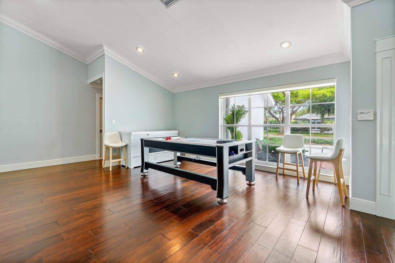 1305 Parkside Circle South Boca Raton, FL 33486 - Photo 9 of 63 Living