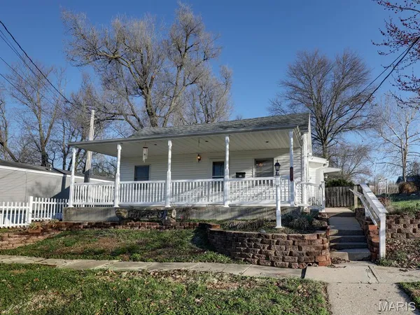 $149,900 | 318 West New Street, Palmyra, MO 63461
