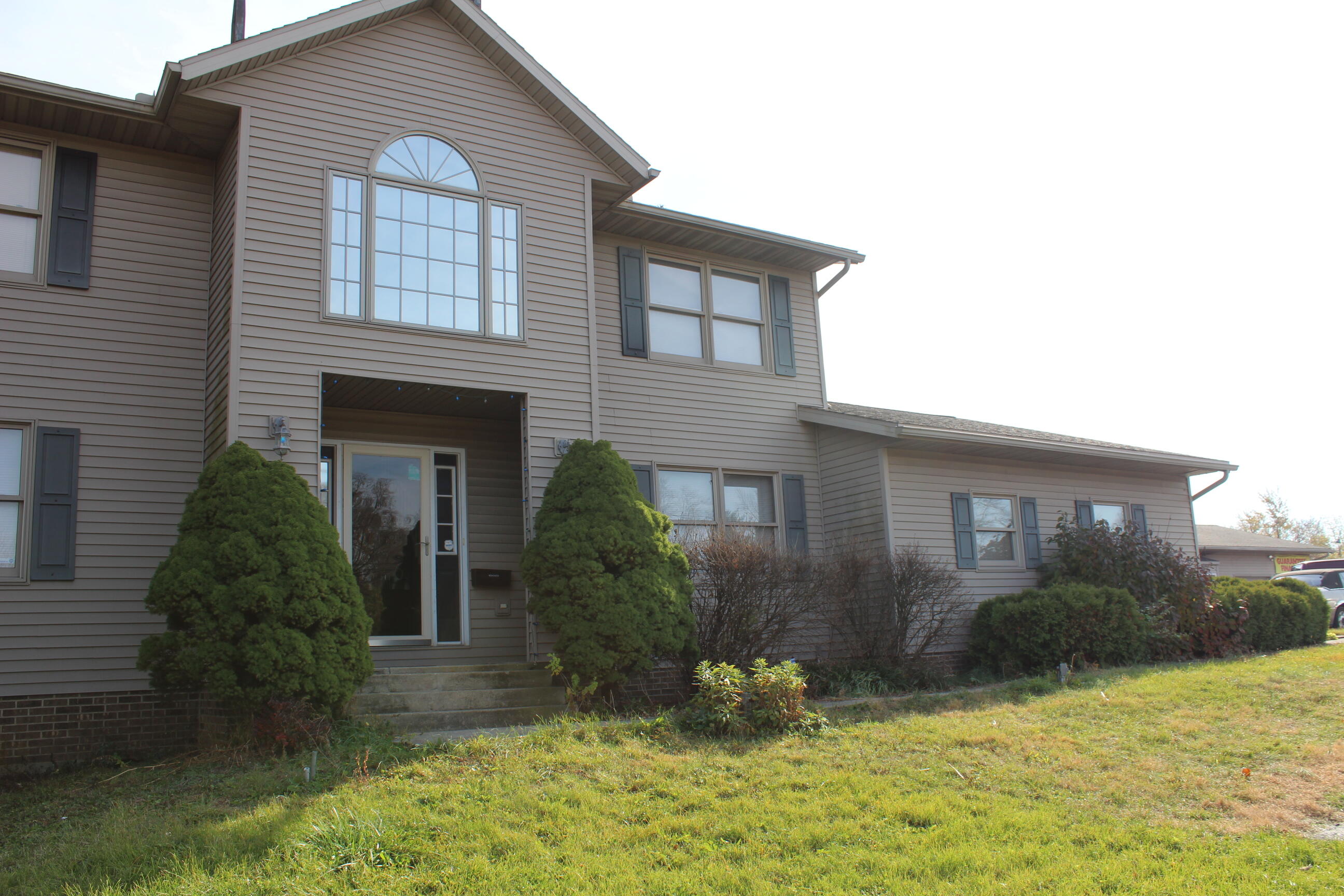 2500 Springfield Jamestown Road Springfield, OH 45502 - Photo 2 of 48