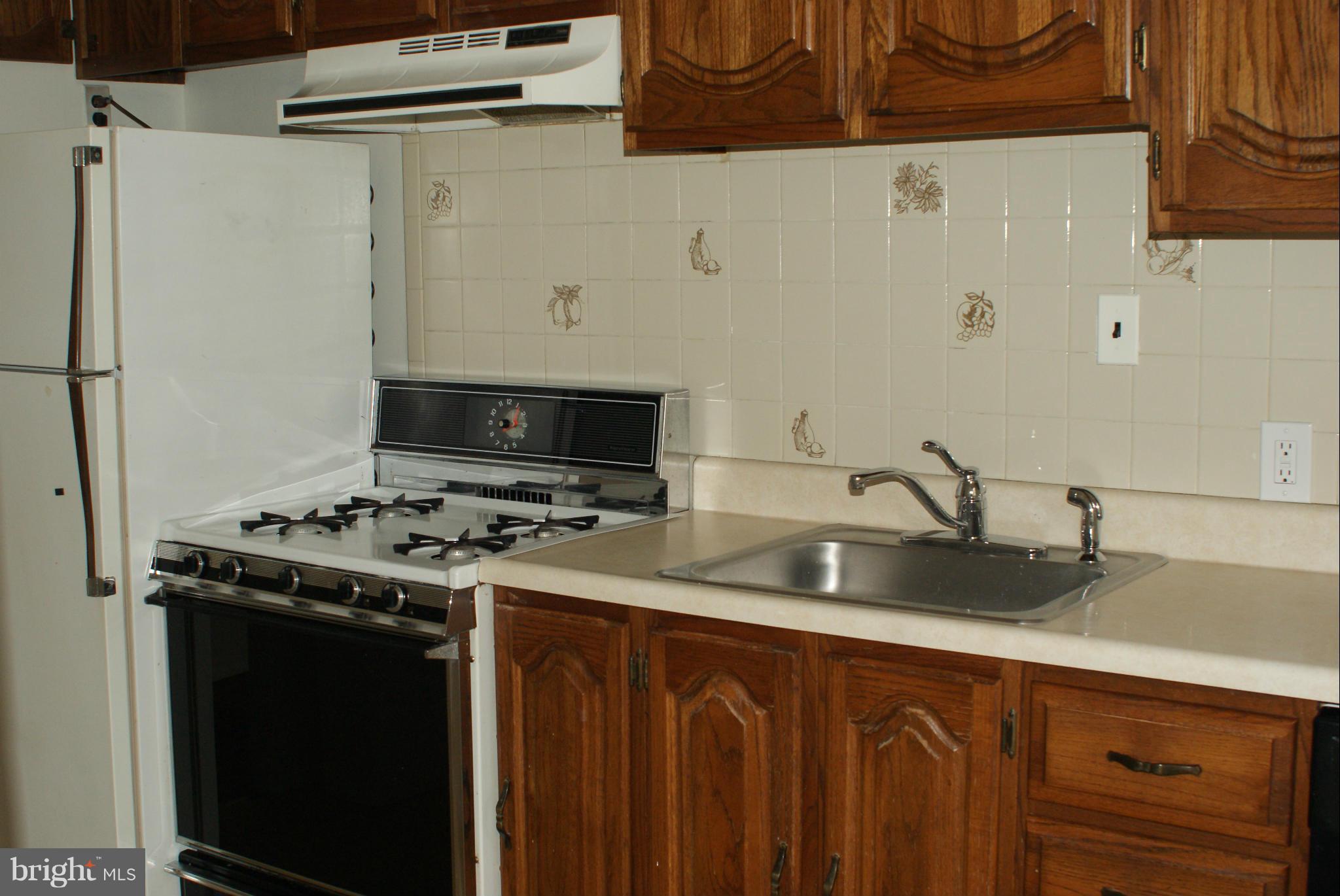 3914 Decatur Avenue Kensington, MD 20895 - Photo 9 of 15 Kitchen