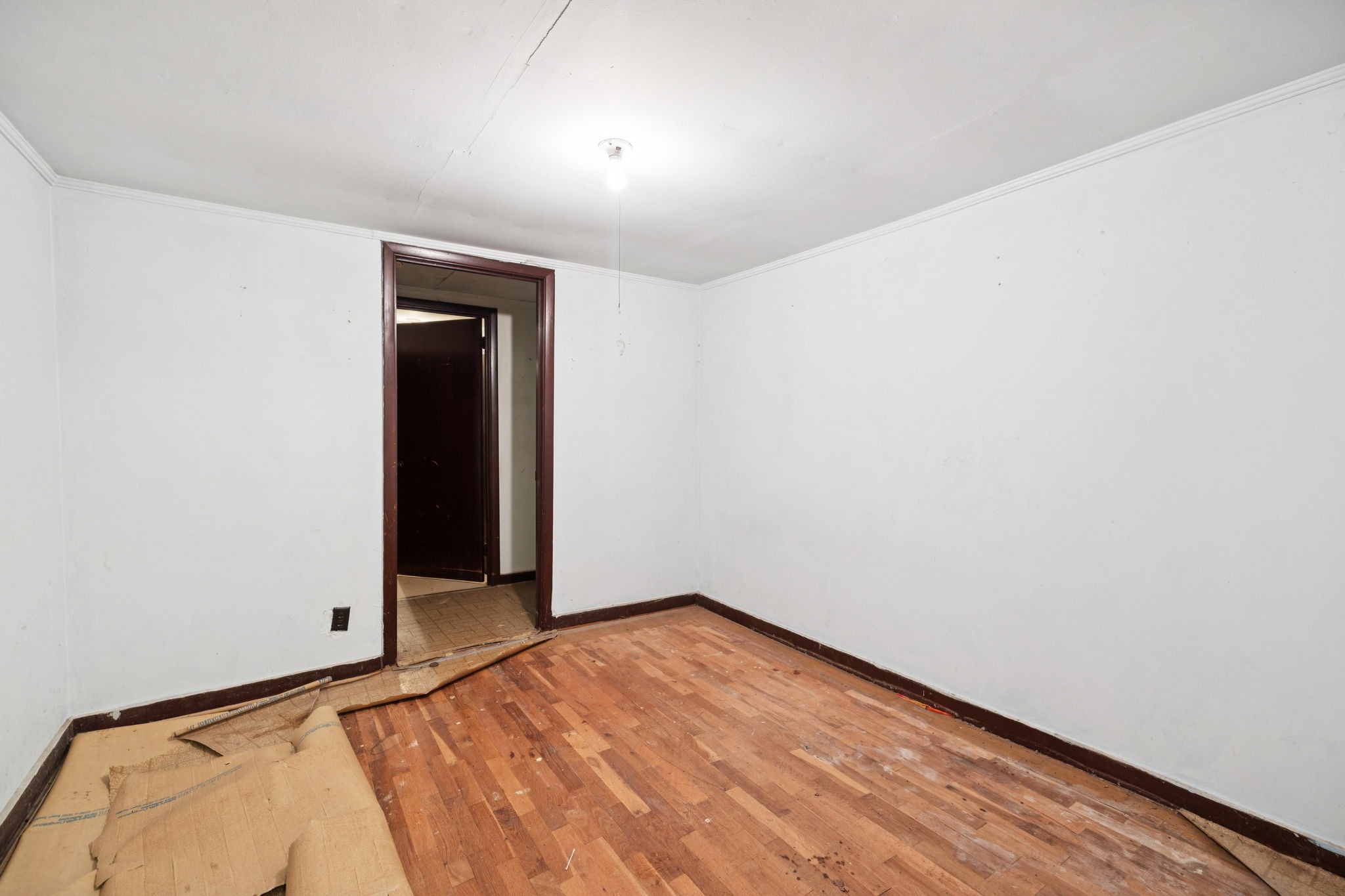 61 Brazzle Road Waverly, TN 37185 - Photo 14 of 36 a view of an empty room