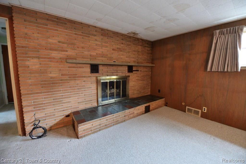 4419 Crooks Road Royal Oak, MI 48073 - Photo 10 of 20