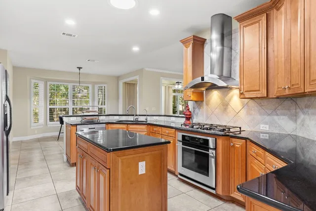 $585,000 | 207 Cider Orchard Cove, Georgetown, TX 78633