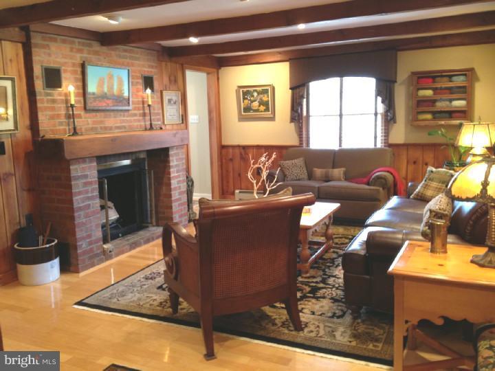 204 King George Road Pennington, NJ 08534 - Photo 3 of 18