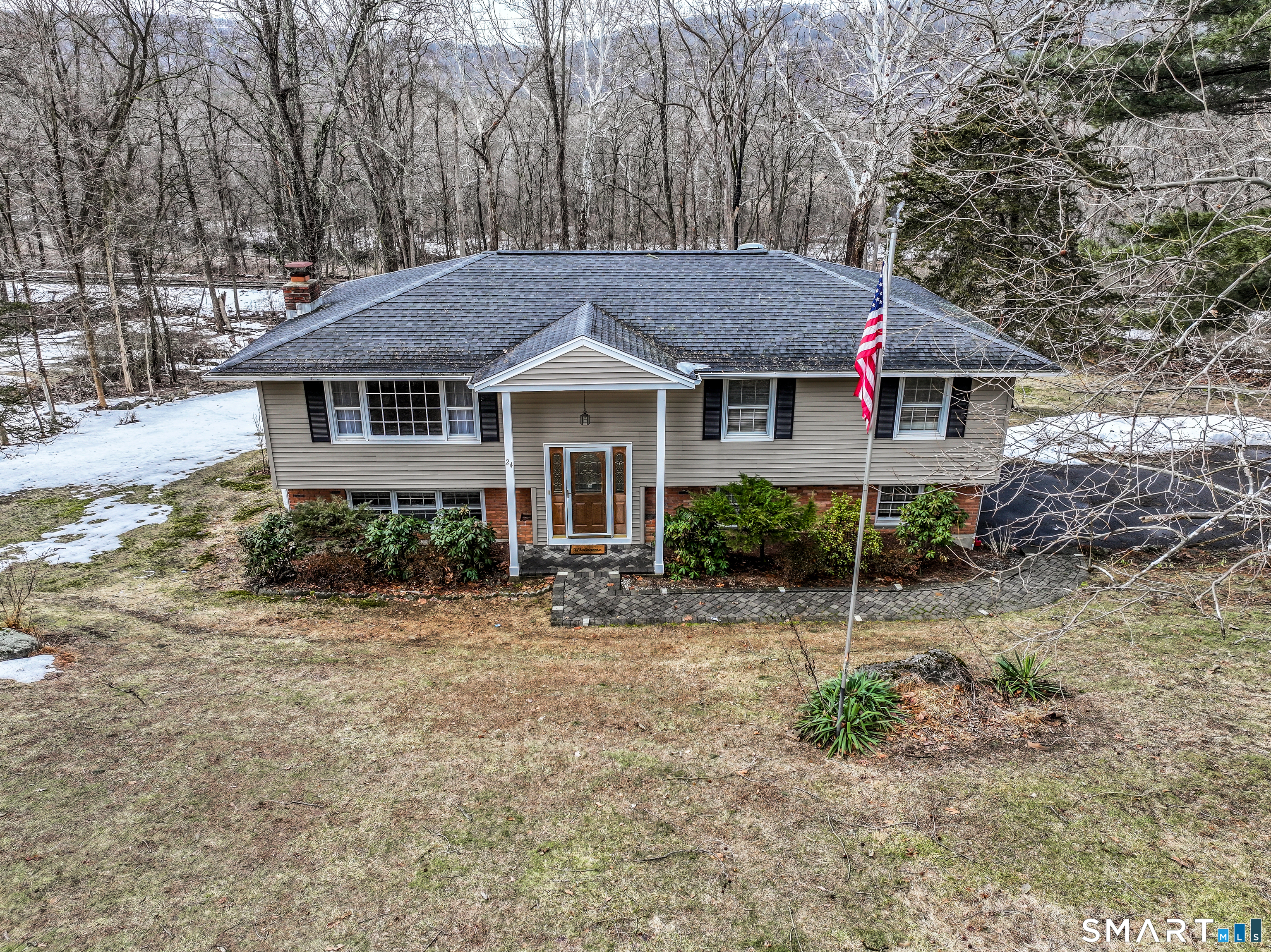 24 Prospect Drive Brookfield, CT 06804 - Photo 30 of 35 a house with a outdoor space