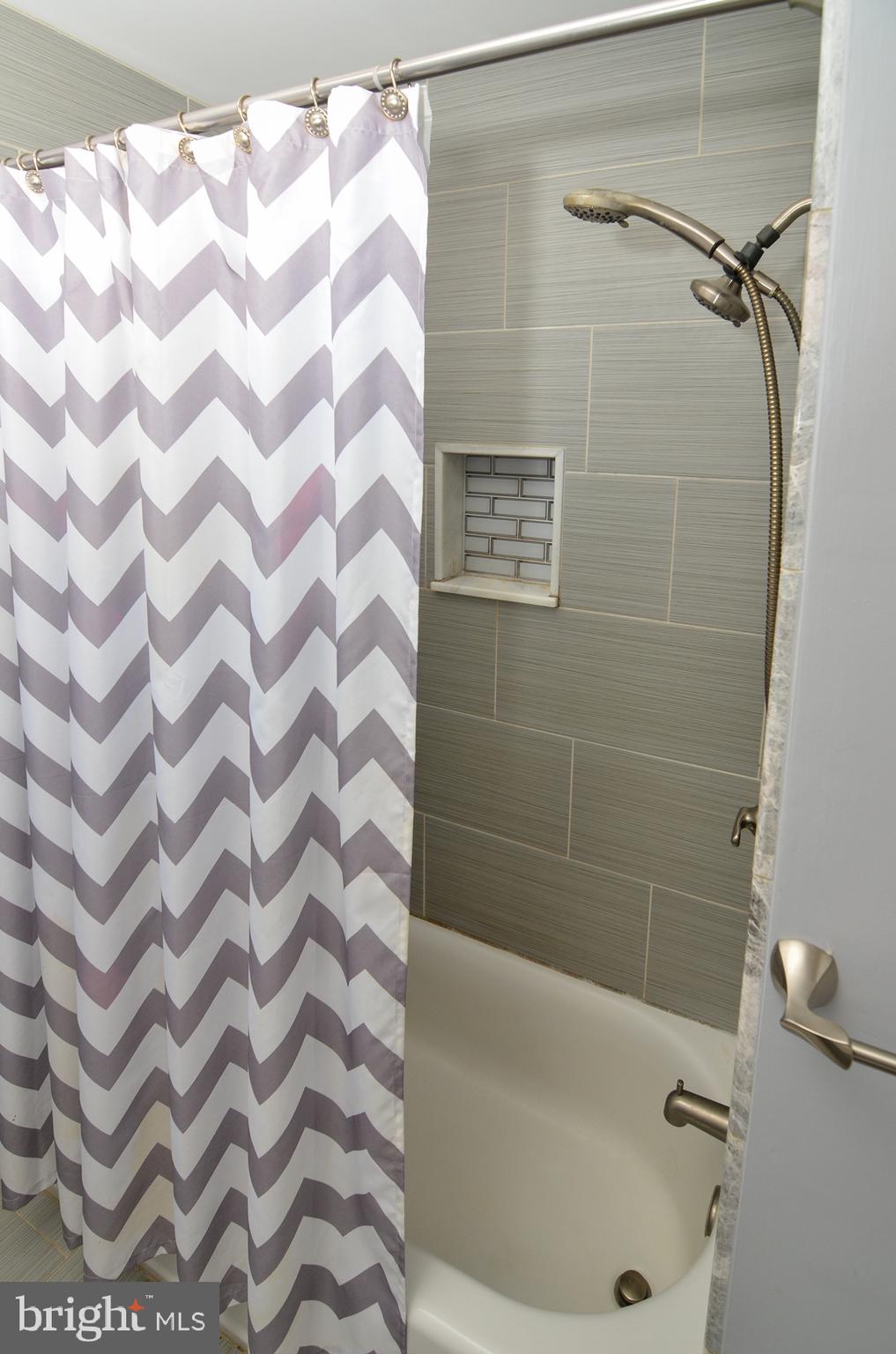 65 Unwin Drive Hamilton, NJ 08610 - Photo 21 of 37 Full Bath - 1st Floor