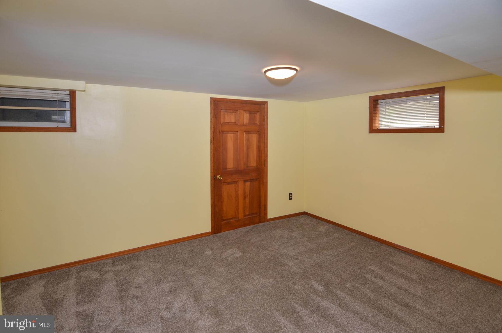 65 Unwin Drive Hamilton, NJ 08610 - Photo 28 of 37 Basement