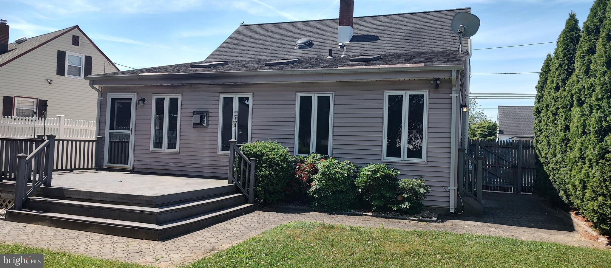 65 Unwin Drive Hamilton, NJ 08610 - Photo 32 of 37 Backyard