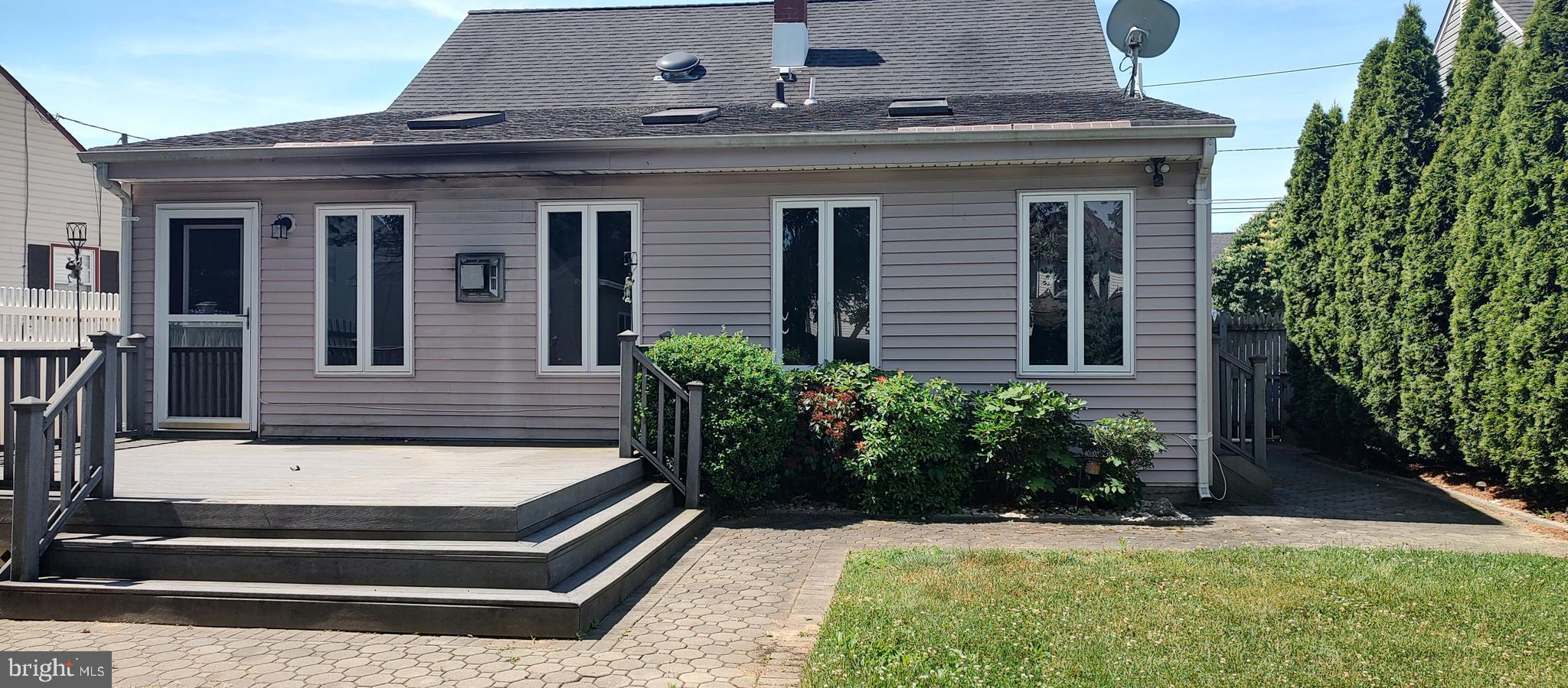 65 Unwin Drive Hamilton, NJ 08610 - Photo 35 of 37 Backyard