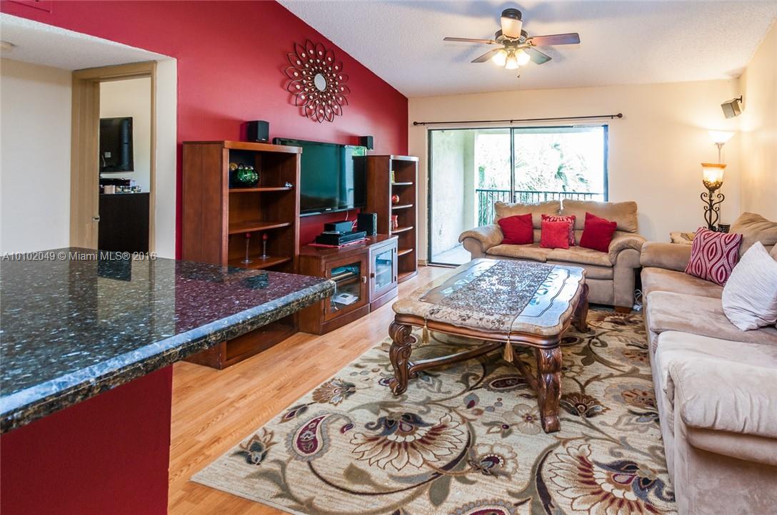 570 South Park Road, Unit 336 Hollywood, FL 33021 - Photo 3 of 26 Gallery Image 3