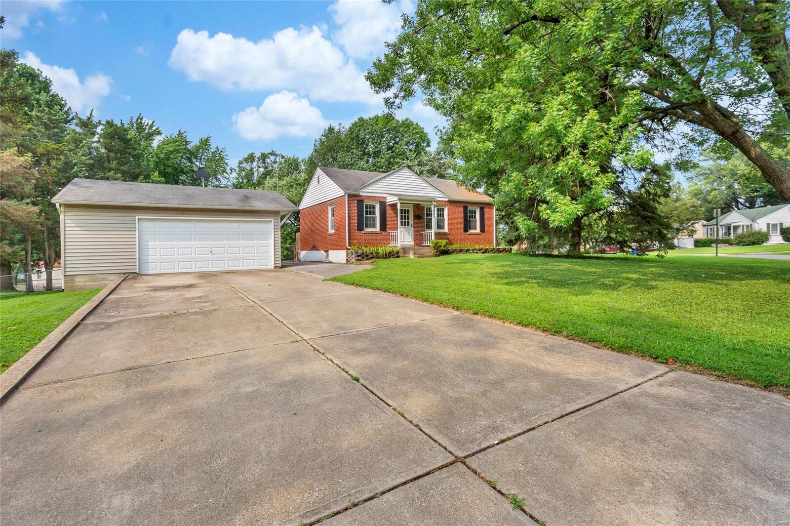 280 Derhake Road, Unit 280 Florissant, MO 63031 - Photo 21 of 22 Gallery Image 21