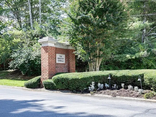 $459,000 | 103 Windsor Terrace Drive, Nashville, TN 37221
