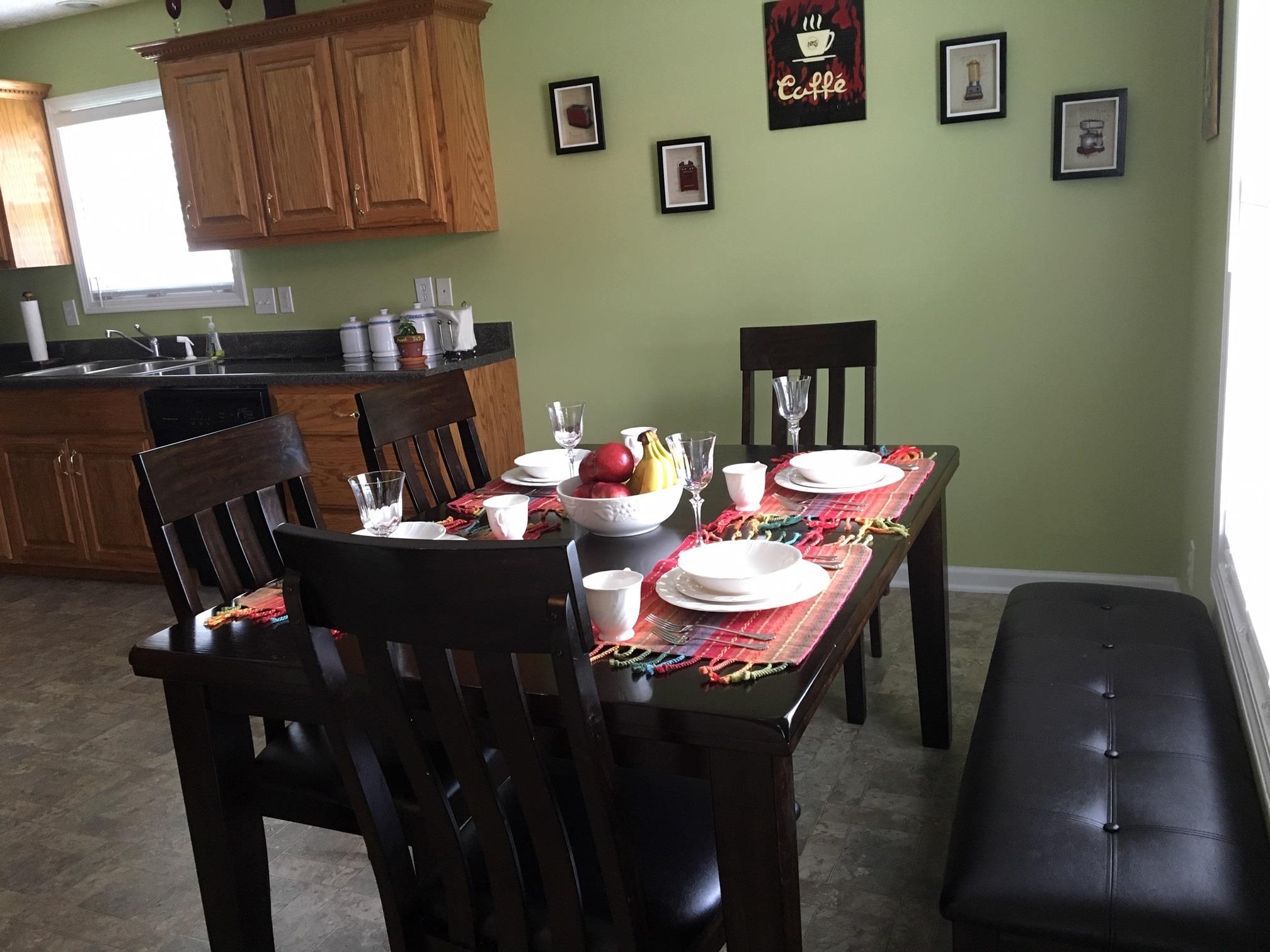 157 Brandywine Lane Springfield, TN 37172 - Photo 5 of 18 a view of a dining room with furniture
