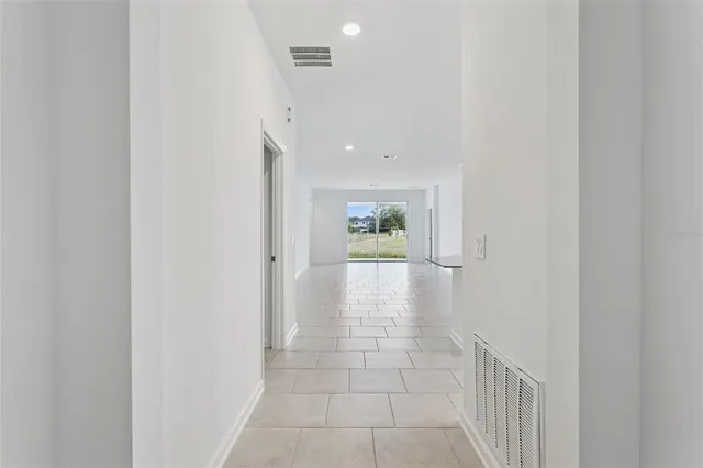 $350,000 | 26340 Feathergrass Circle, Leesburg, FL 34748