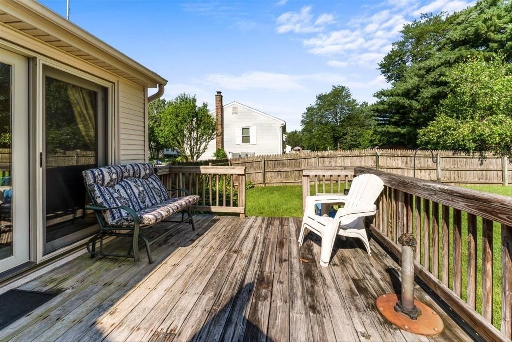239 Ellendale Circle Springfield, MA 01128 - Photo 33 of 42 a view of a chairs on the roof deck
