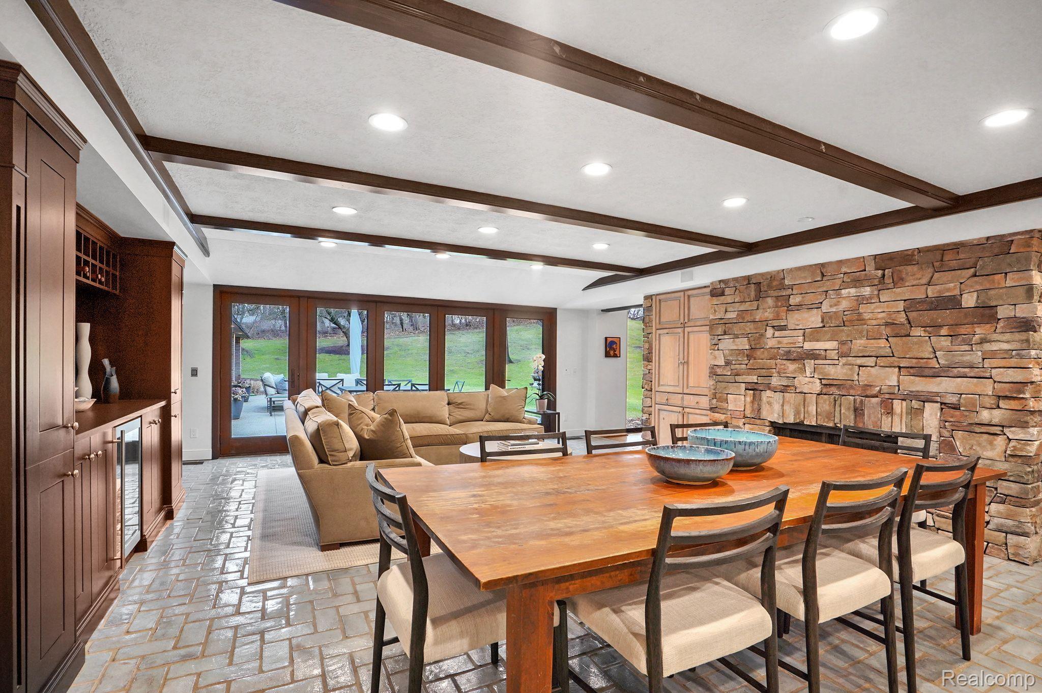 26025 Woodlore Road Franklin, MI 48025 - Photo 14 of 49 Gallery Image 14
